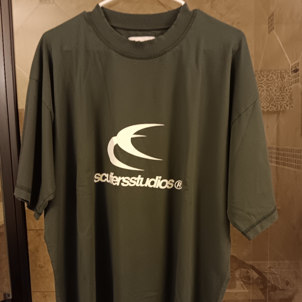 Scuffers Studios Double Moon Basic T Shirt Dark Green